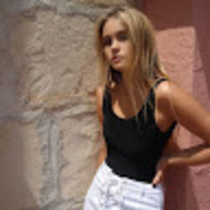Meet your Posher, Keely